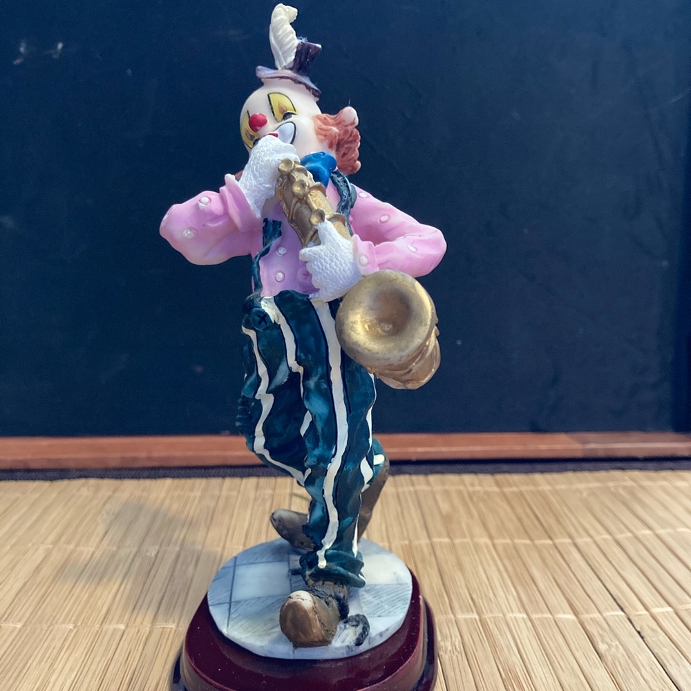 Hand-Painted Clown Figurine with Saxophone - Pink & Blue